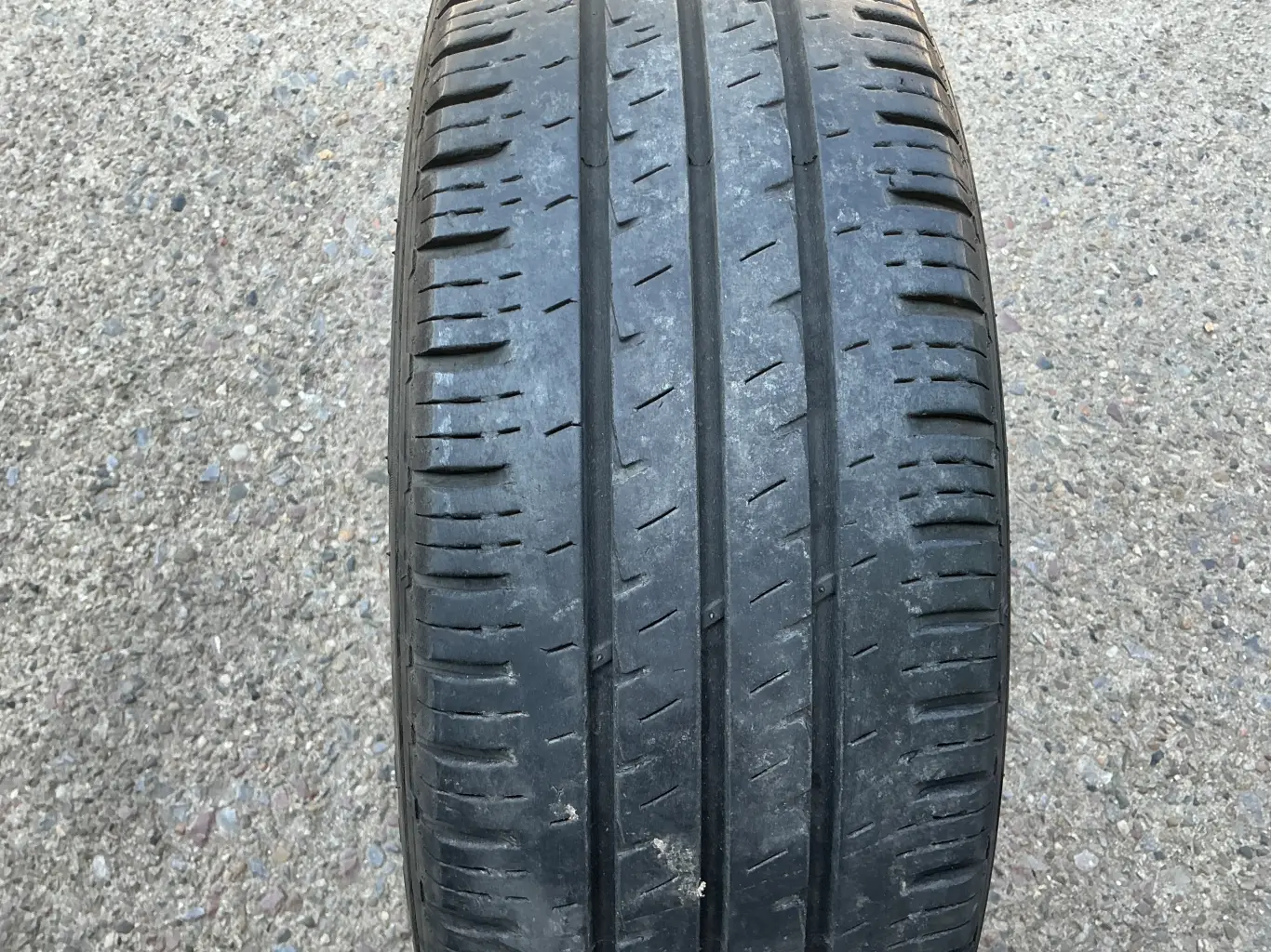205/65/16C 107/105T  Hankook Vantra LT, použitý letní pár