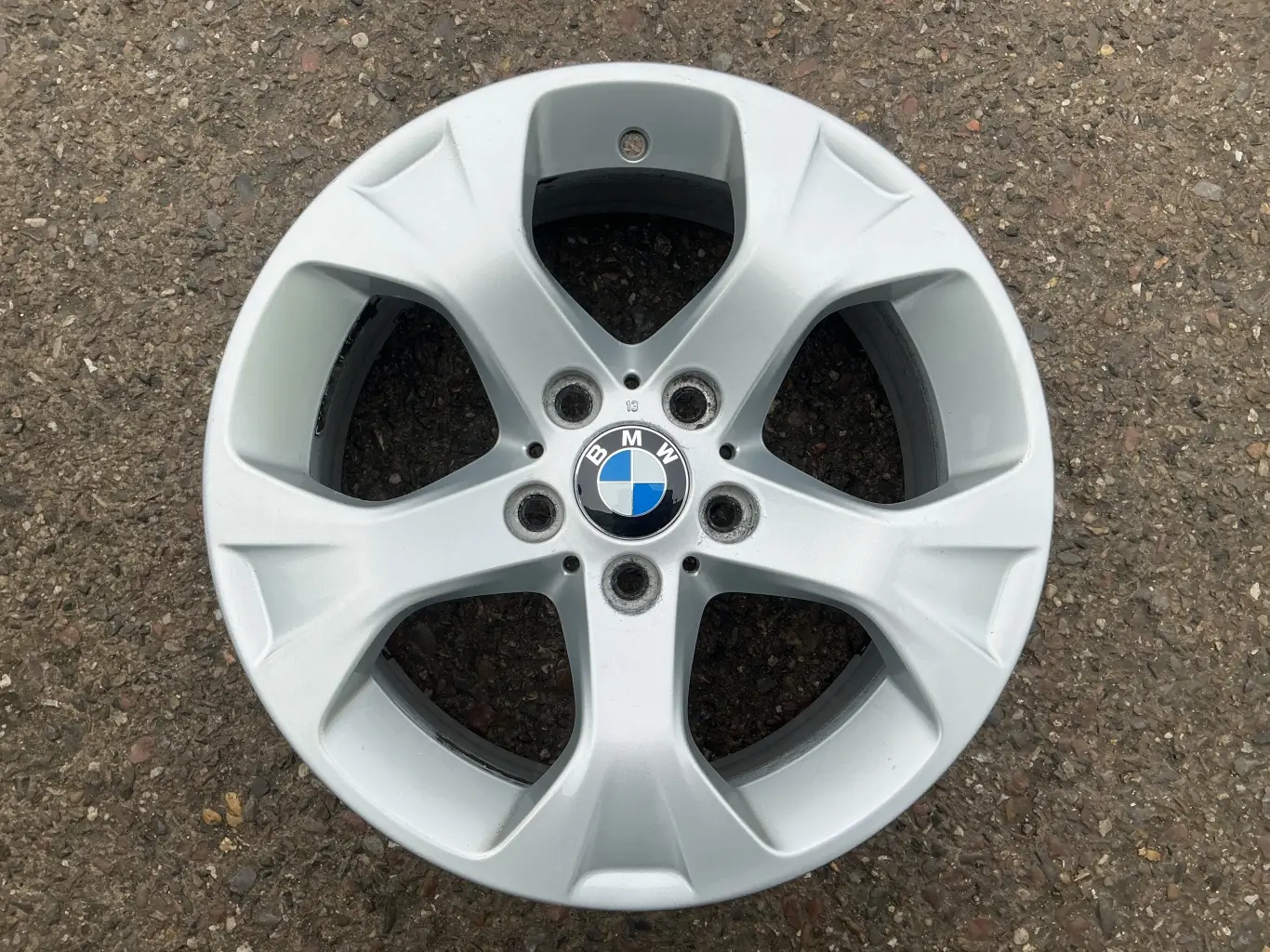 alu kola BMW 17