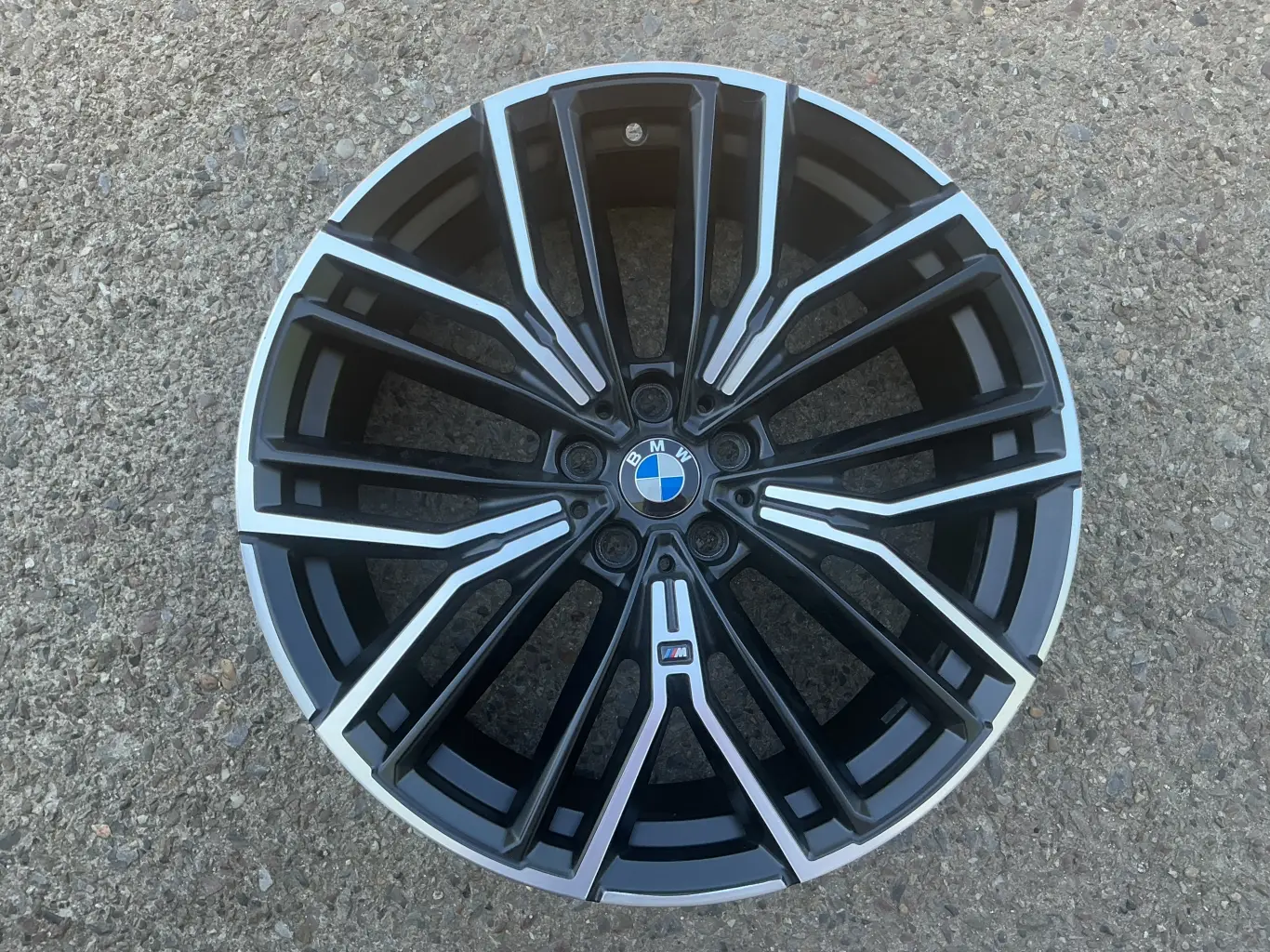 alu kolo BMW 20