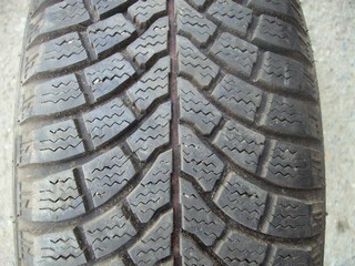 195/65/14 89T Firestone FW-930, použitý zimní kus