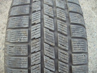 205/50/16 87H Pirelli 210 Snowsport, použitý zimní kus