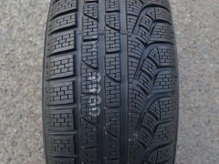 225/50/17 98H XL Pirelli SottoZero Winter 210 serie II, zimní