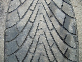 235/65/17 104W Goodyear Wrangler F1, použitá letní sada
