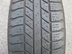 235/70/17 111H Goodyear Wrangler, použitý celoroční pár