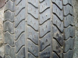 185/60/13 80H Pirelli P6, použitý letní kus