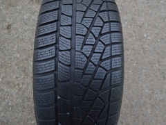 245/45/18 100V XL Pirelli SottoZero Winter 240, použitý zimní kus