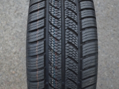 225/65/16C  112/110R  Continental VancoWinter 2, zimní