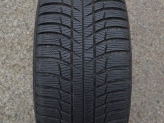 245/45/18 100V XL Bridgestone Blizzak LM001, použitý zimní kus