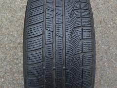245/50/18  100H  Pirelli SottoZero Winter 210 serie II RFT, použitá zimní sada