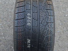 235/40/18  95V XL Pirelli SottoZero Winter 240 serie II MO, zimní