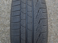 245/40/20 99V a 275/35/20 102V Pirelli SottoZero Winter 240 serie II, použitá zimní poměrná sada