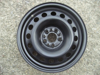 plechový disk Alfa Romeo 15