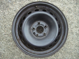 plechový disk Alfa Romeo 15