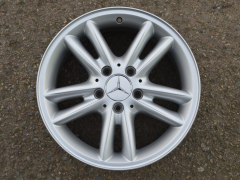 alu kola Mercedes-Benz 16