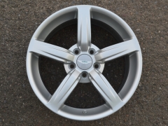 alu kola Aston Martin 18