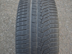 295/35/21 107V XL Hankook W320A Winter i*cept evo2 SUV, použitý zimní kus