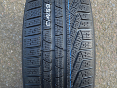 235/40/19 92V Pirelli Sottozero Winter 240 serie II NO, zimní