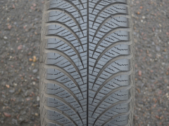 185/65/15 86T Goodyear Vector 4Seasons Gen 2, použitá celoroční sada