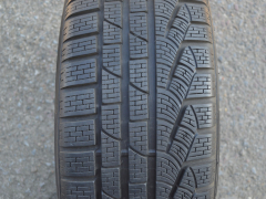 235/50/19 99H  Pirelli SottoZero Winter 210 serie II MO, použitá zimní sada