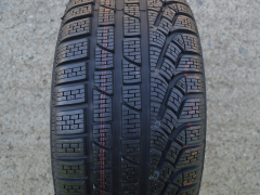 245/40/19 98V XL Pirelli SottoZero Winter 240, zimní