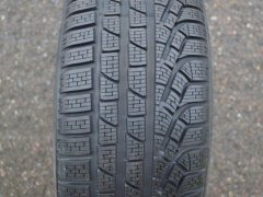 235/45/18 98V XL Pirelli SottoZero Winter 240 serie II, zimní