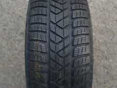 225/45/18 95H XL Pirelli SottoZero 3 MO, zimní