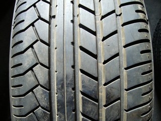  205/55/16 ZR a 225/50/16 ZR Yokohama S1-Z, použitá letní poměrná sada