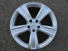 alu kola Mercedes-Benz 18