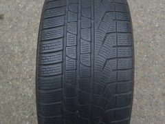 275/35/20 102V XL Pirelli SottoZero Winter 240 serie II, použitý zimní pár