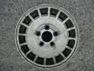 alu kolo Ford 14