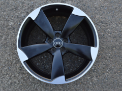 alu kola Audi 18