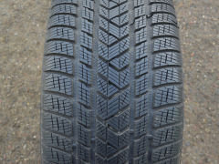 285/45/21 113V XL Pirelli Scorpion Winter RFT *, použitá zimní sada