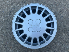 alu kola Volkswagen 15” 4x100 6J ET35 střed 57.1 mm