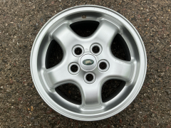 alu kola Land Rover 16