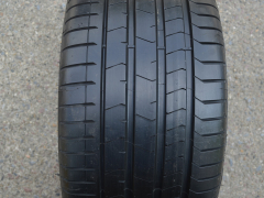 275/30/20 97Y XL Pirelli P-Zero PZ4 * RFT, použitý letní kus