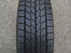 195/70/15C  104/12R  Falken Eurowinter HS437, použitá zimní sada