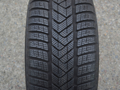 245/45/18 100V XL Pirelli SottoZero 3 * RFT, použitý zimní pár