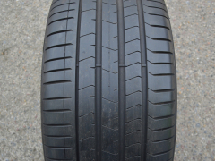 305/40/20  112Y  Pirelli P-Zero PZ4* RFT, použitý letní pár