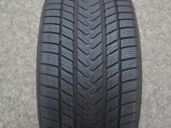 275/40/19  105V  Gripmax SureGrip Pro Winter, použitý zimní pár