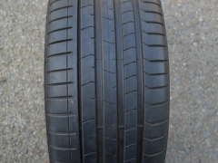 225/40/19 93Y XL a 255/35/19 96Y XL Pirelli PZero PZ4* RFT , použitá letní poměrná sada