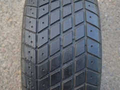 235/40/17 ZR Yokohama  AVS AV1-40i, použitý letní kus