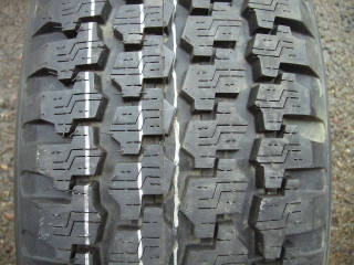 215/75/15 100S Goodyear Wrangler Radial, letní