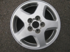alu kolo Nissan 16