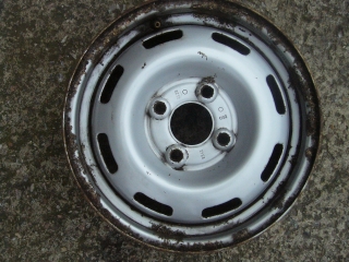 plechové disky Renault 13