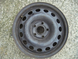 plechové disky Renault 15