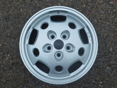 alu kola Renault 15