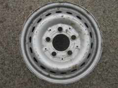 plechový disk Mercedes-Benz 15