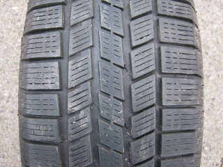 195/55/16  87H  Pirelli  Winter 210 Snowsport RFT, použitý zimní pár