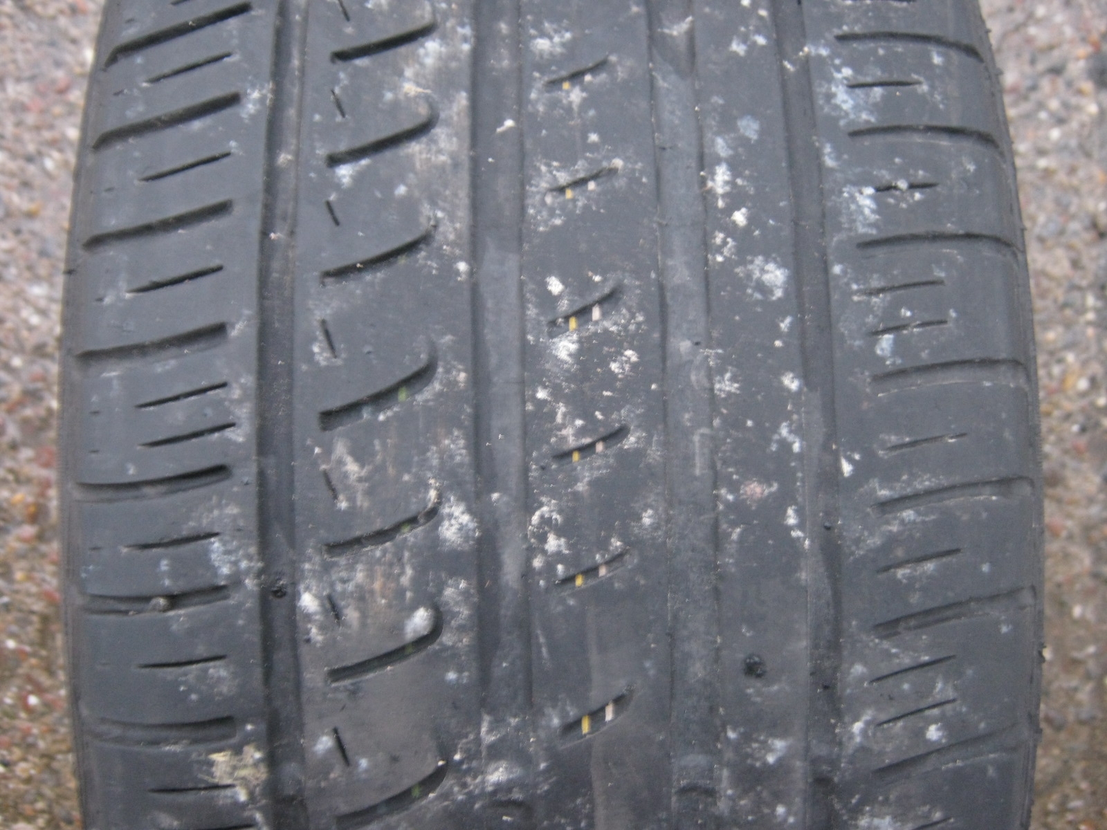 225/50/17 98Y XL Pirelli P7, použitý letní pár