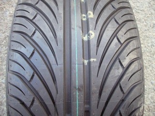 245/35/17 87Y Falken FK451, letní